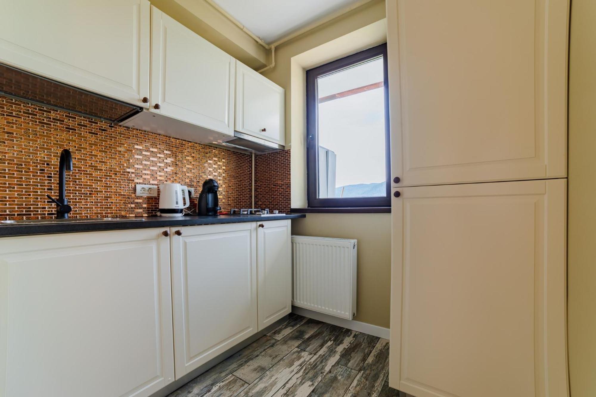 Romantic Jacuzzi Chic Apartment Синая Екстериор снимка
